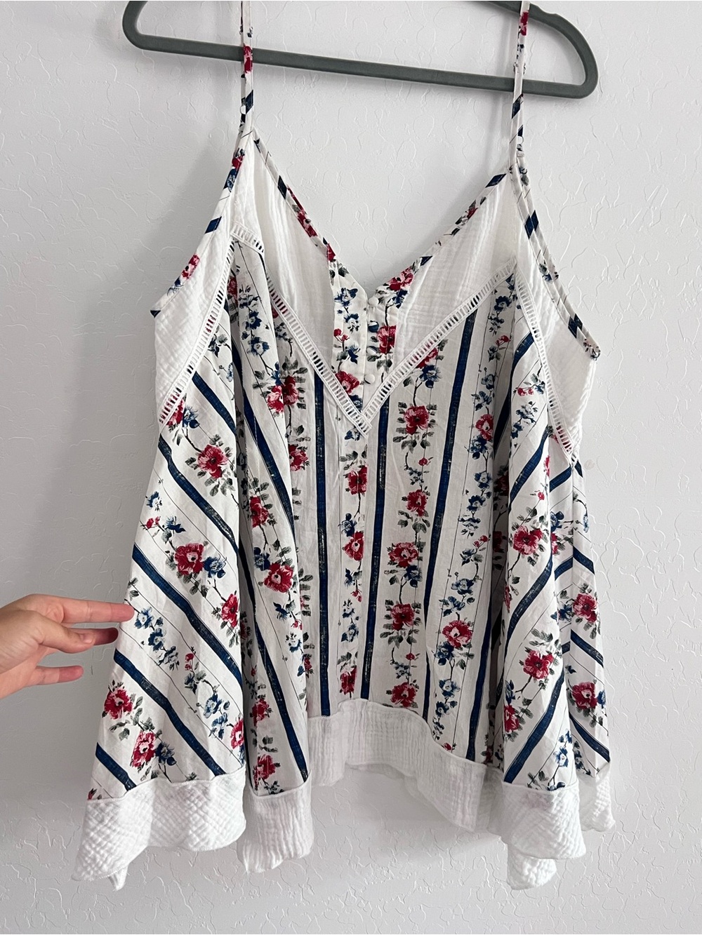 NWOT POL Ever After Floral Striped Top in Ivory - Picture 6 of 12